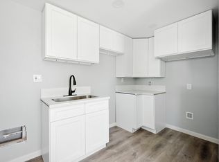 43915 2nd St E #1/2, Lancaster, CA 93535