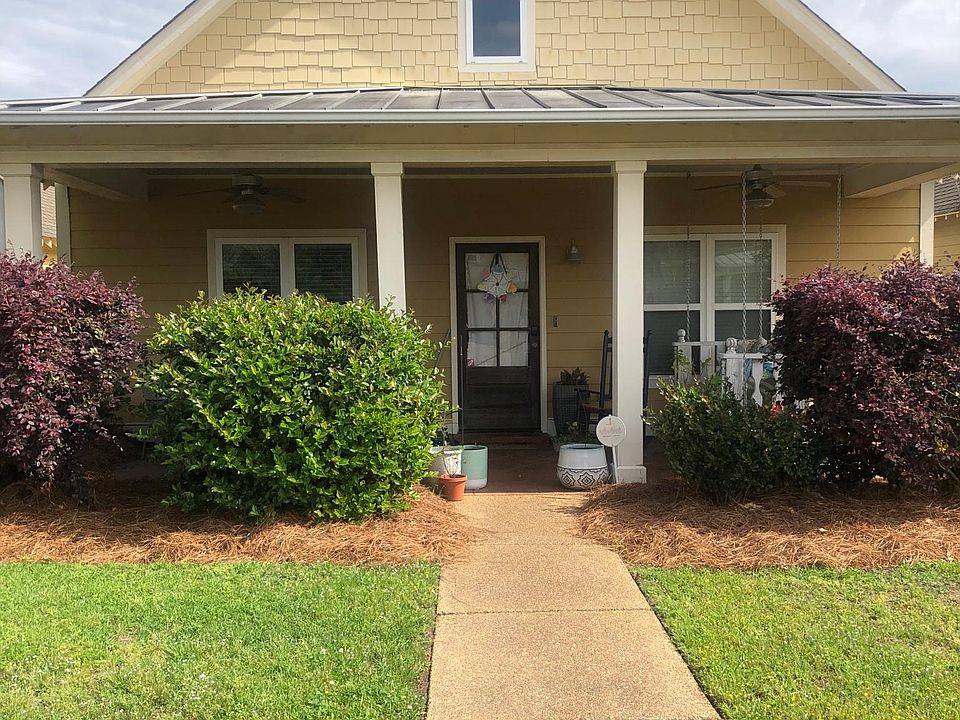 1st image of 1304 Ashleys Dr