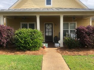 1304 Ashleys Dr, Oxford, MS 38655