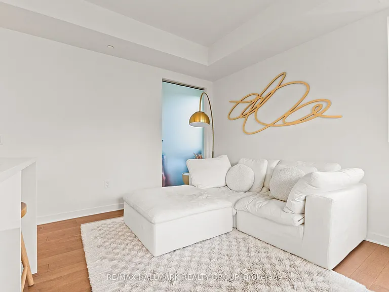 135 Barrette St #207 — Photo 17