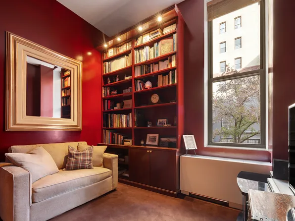 61 Irving Place image 7 of 13