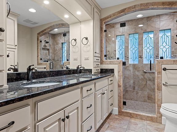 17th image of 4919 Bal Harbor Cir