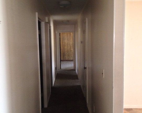 5th image of 2805 Woodland Dr