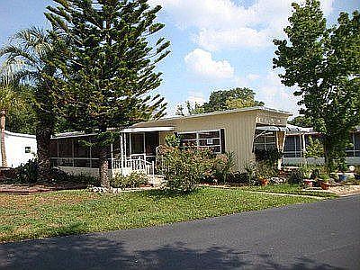 1st image of 927 Spanish Moss Dr