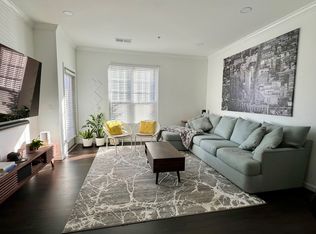 1570 Spring Gate Dr UNIT 7101, Mc Lean, VA 22102