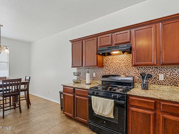 4th image of 13135 Kestrel Ave
