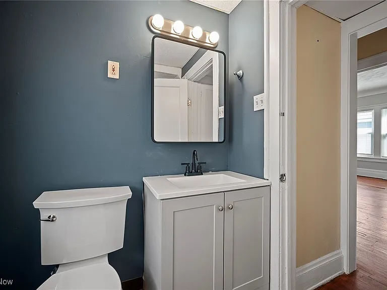 2620 Mayfield Rd #A — Photo 8