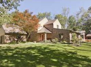 5094 Rutherford Rd, Powell, OH 43065