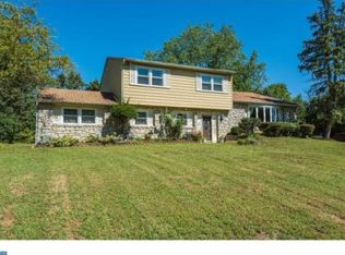 910 Susquehanna Rd, Ambler, PA 19002