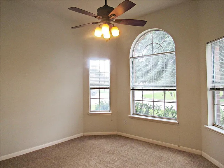 16787 Canary Ct — Photo 10