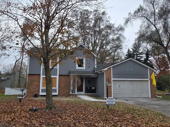 341 Elkin Ct, Commerce Township, MI 48382