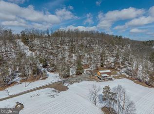 21697 Valley View Rd, Three Springs, PA 17264