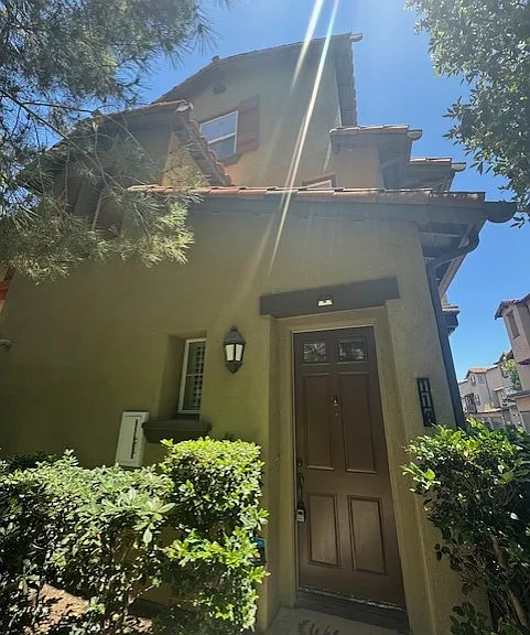 116 Coral Rose — Photo 32