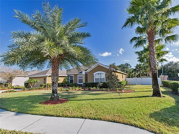 2nd image of 321 Skyview Pl