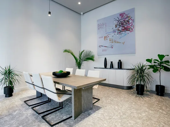 29-17 40th Avenue image 8 of 20