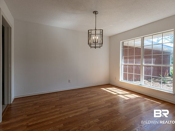 4th image of 139 D'estrehan Rd