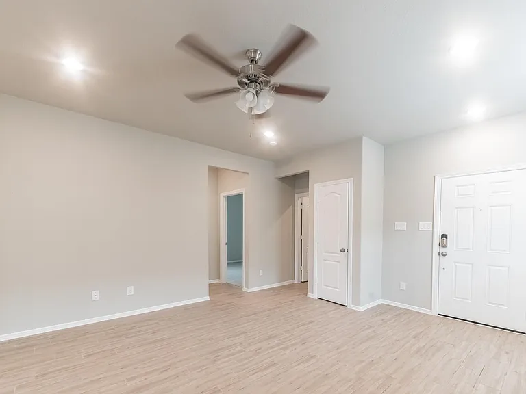 24711 Kessing Creek Ln — Photo 3