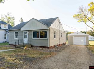 417 N St W, Amboy, MN 56010