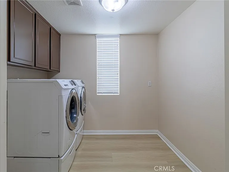 2272 Mary Clare St — Photo 8
