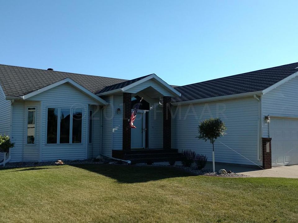 1st image of 1537 Woodridge Ln