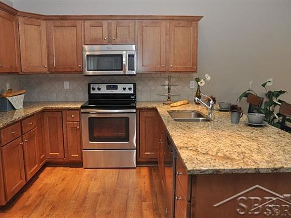 2nd image of 44 Tuscany Cir