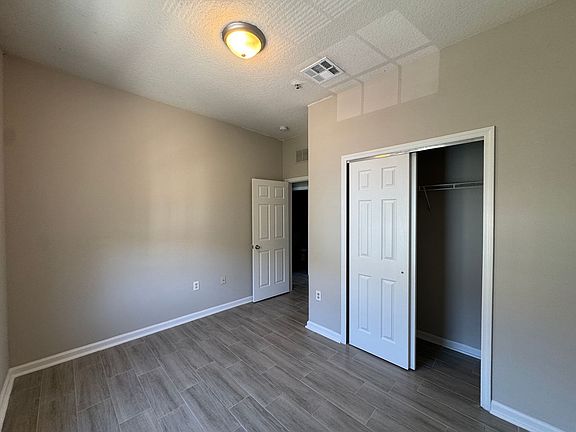 5th image of 6065 Gibson Ave #1