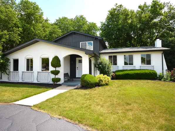 21025 Cambridge Ln, Olympia Fields, IL 60461