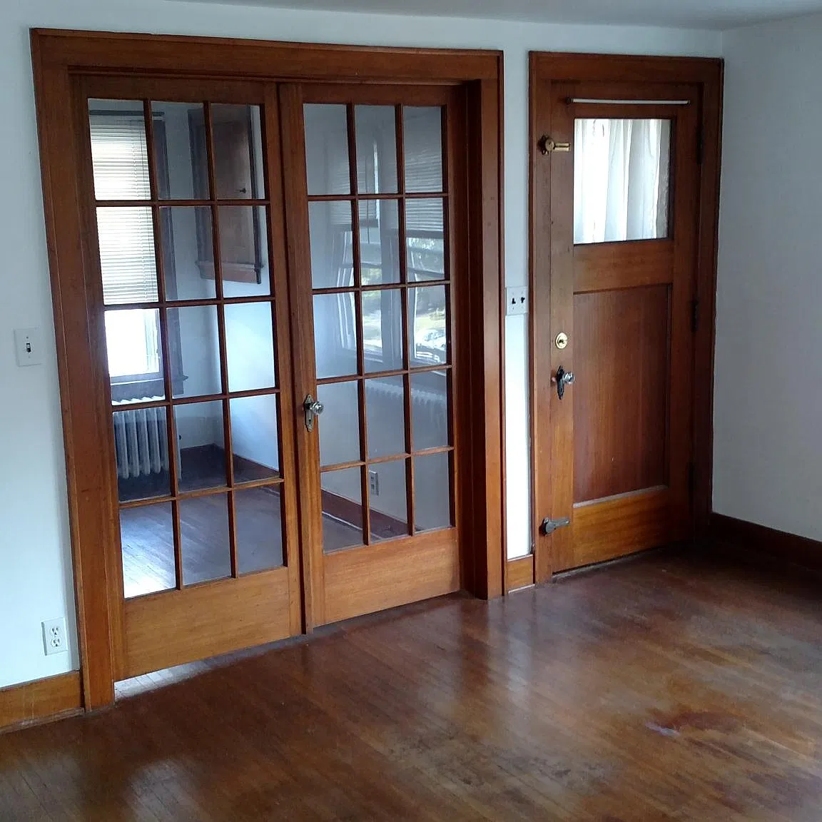2 bed, 1100 sqft, $1,200 — Photo 3