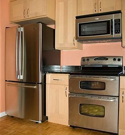All new stainless steel kitchen appliances w/double oven.