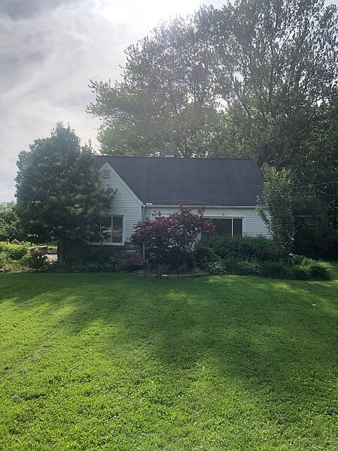 1st image of 10024 W 130th St