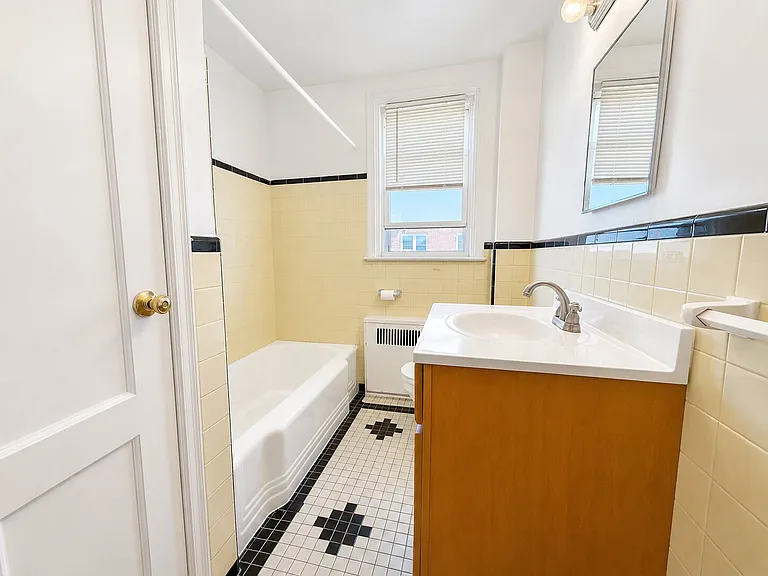 1201 Kerper St #2 — Photo 17