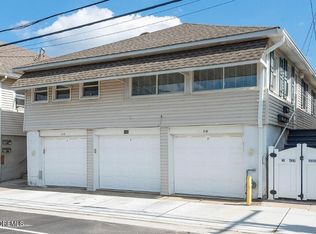 172 1st Ave, Manasquan, NJ 08736