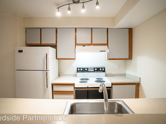3rd image of 500 13th Ave E APT 303
