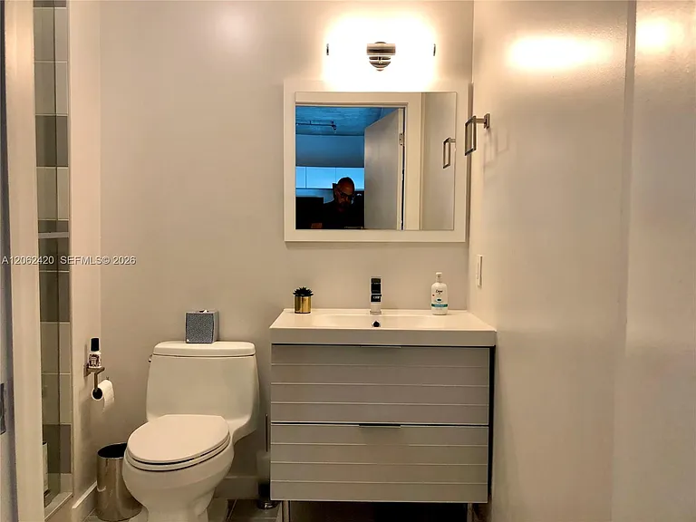 1700 Meridian Ave #303 — Photo 13
