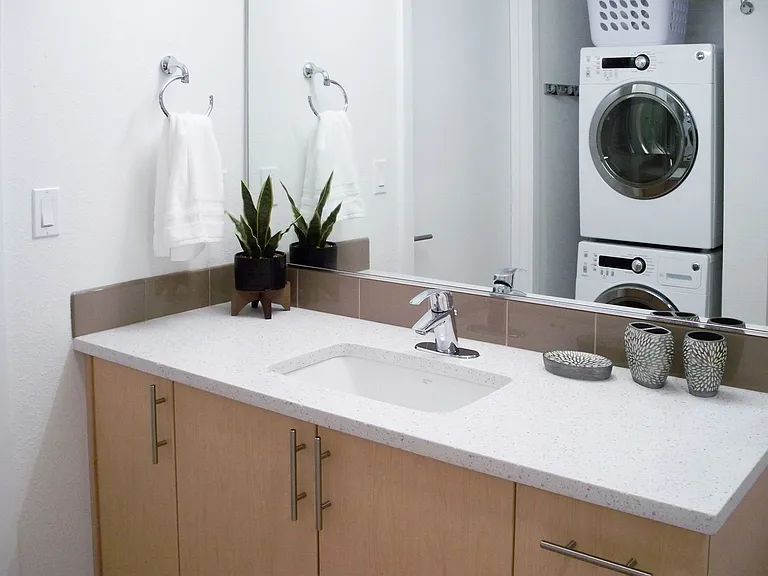750 11th Ave E #105 — Photo 9