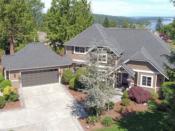 2nd image of 105 Woodridge Dr
