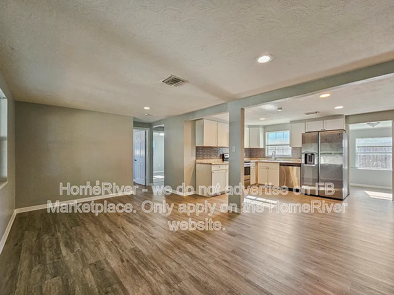 1048 Powersong St — Photo 5