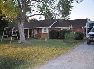 1271 Hickman Rd, New Johnsonville, TN 37134