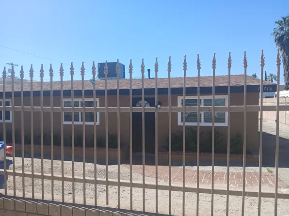 12716 Foothill Blvd, Sylmar, CA 91342