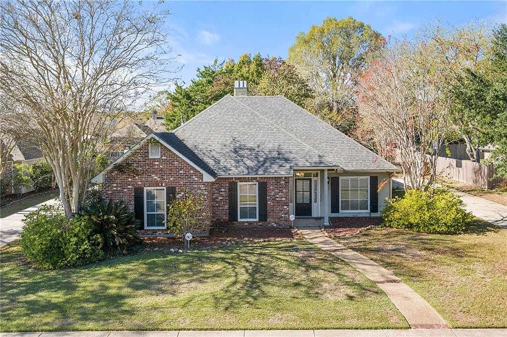 5157 Myrtle Hill Ave, Zachary, LA 70791 | Zillow