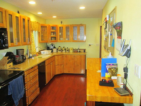 2nd image of 3109 Cypress Ave