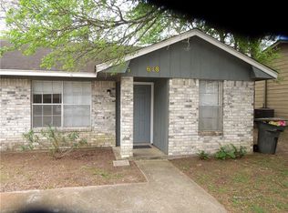 618 San Mario Ct, College Station, TX 77845