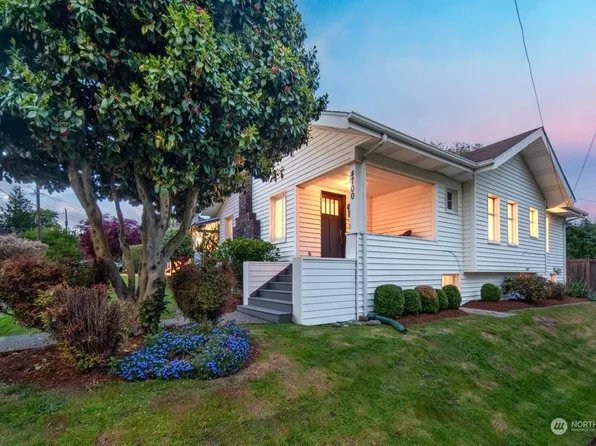 4700 4th Avenue NE, Seattle, WA 98105