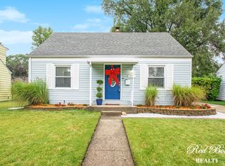 2417 Corby Blvd, South Bend, IN 46615