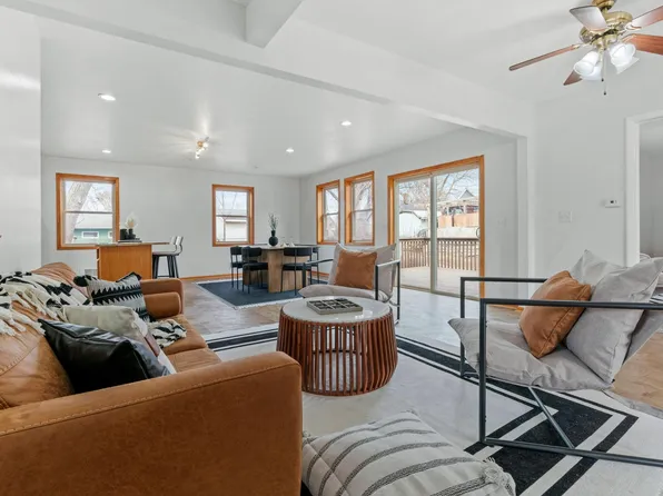 425 Cook Ave W, Saint Paul, MN 55117