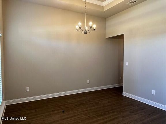 5th image of 5258 Fairbury Way