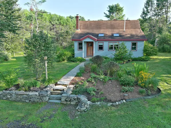 533 Pleasant Hill Road, Brunswick, ME 04011