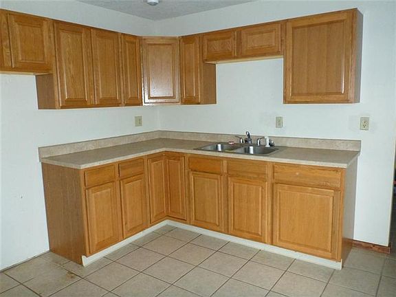 5th image of 2377 Mississippi Dr