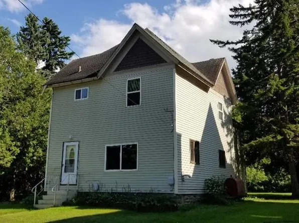 1048 E Main St, Burke, NY 12917