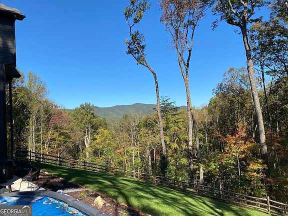 4th image of 804 Settlers Ridge Rd
